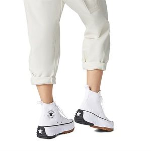 Converse Run Star Hike